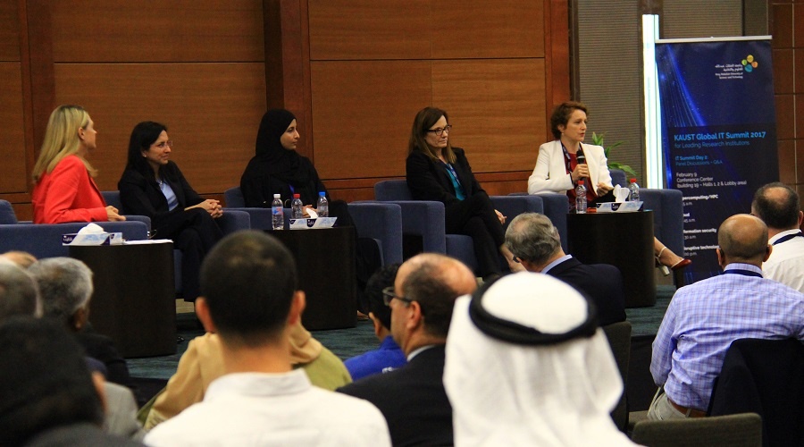 'الملتقى العالمي لتقنية المعلومات' في السعودية: التحول الرقمي ليس موجة عابرة