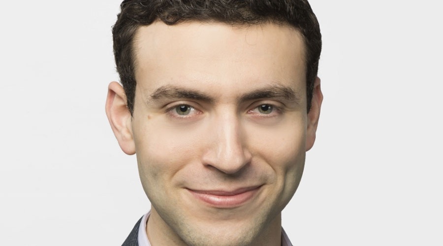 When an investment expert gets on board