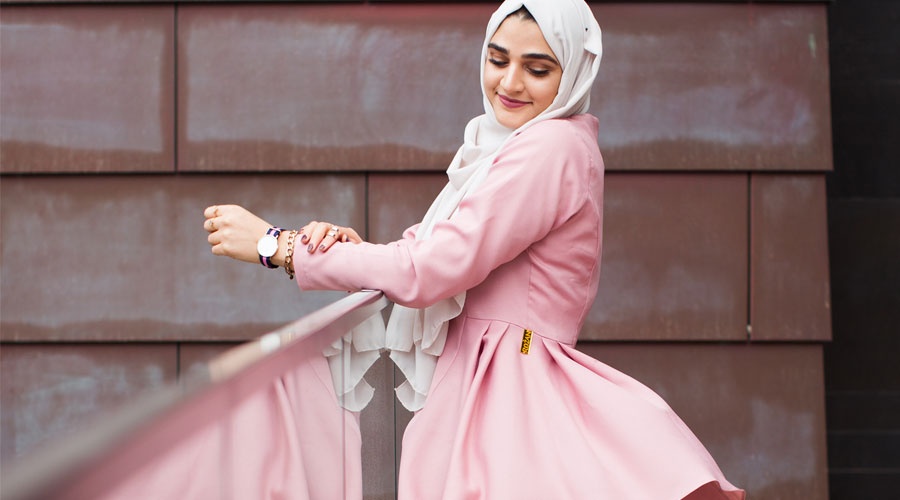 How these twins made conservative fashion trendier