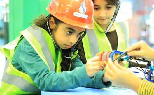 Science at a young age: workshops for innovative Saudis