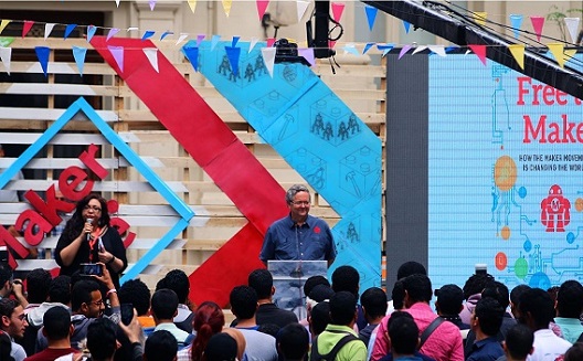 Cosplay, cake pops and robots at Maker Faire Cairo